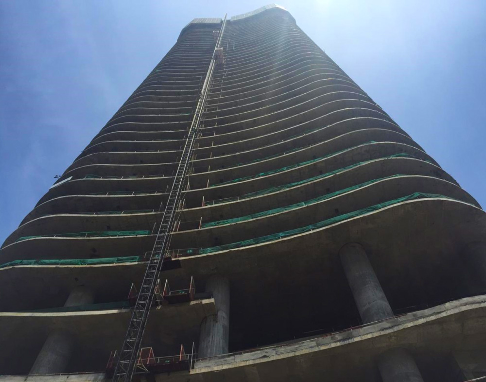 The sapphire residences tower during construction
